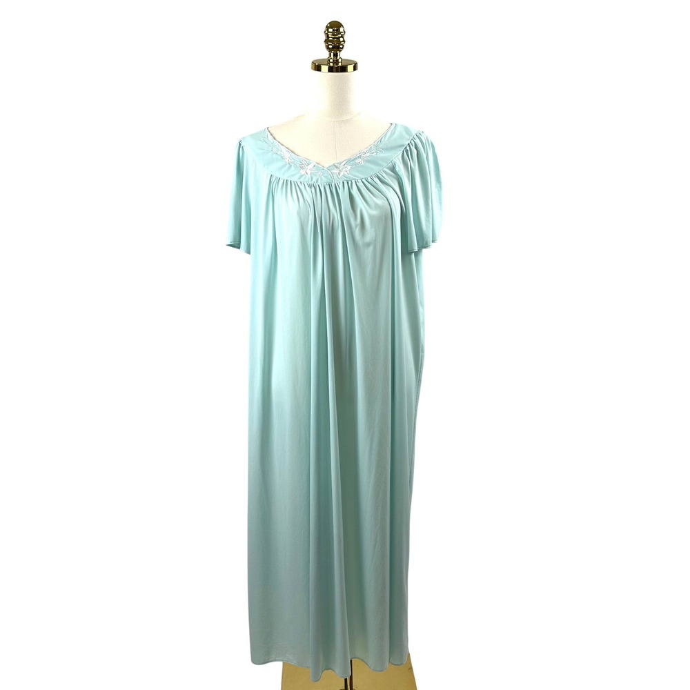 Vintage Miss Elaine 1X Embroidered V-Neck Short Sleeve Nightgown Women Mint Grn